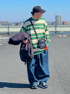 「SKOOKUM（スクーカム）のアイテム（トップス）」を使った、DAIGOさん（メンズ・166cm）の冬コーディネート