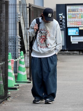 「重ね着ベストシーズン」｜「アイテム（スウェット）」を使った、DAIGOさん（メンズ・166cm）の秋コーディネート