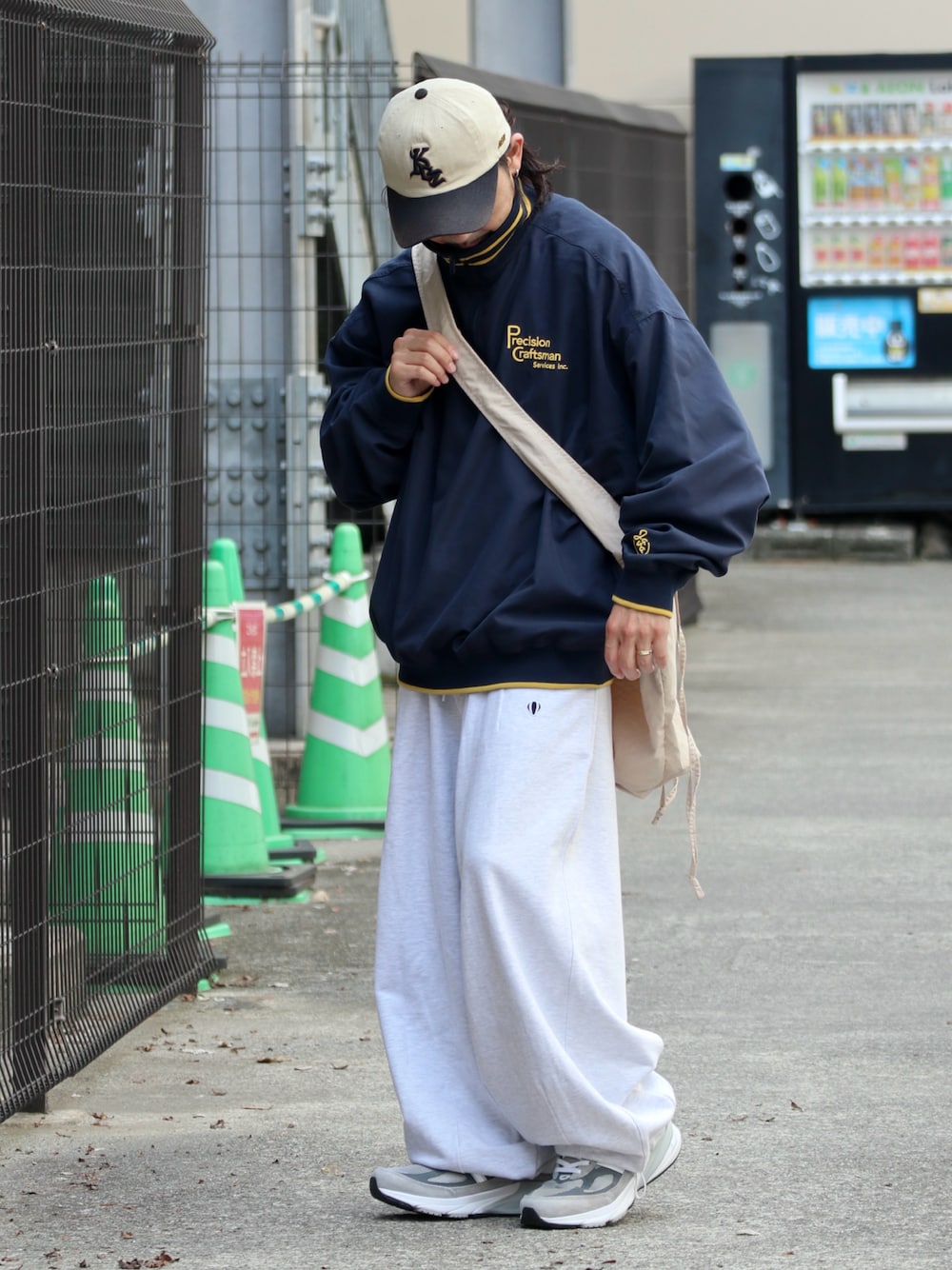 c-boy style (vol.1268)ストリートコーデ 短丈スウェット c-boy style (vol.1268)ストリートコーデ 短丈スウェット