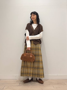 「アイテム（ベスト）」を使った、くどうさん（レディース・157cm）の秋コーディネート