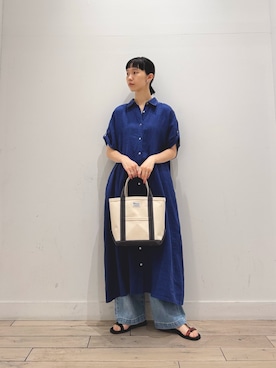 「かぐれ（カグレ）のフェードデニムイージーパンツ（デニムパンツ、ブルー系）」を使った、くどうさん（レディース・157cm）の夏コーディネート