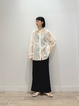 「URBAN RESEARCH DOORS（アーバンリサーチドアーズ）のメッシュエンブロイダリーシャツ（シャツ/ブラウス、ベージュ系）」を使った、くどうさん（レディース・157cm）の夏コーディネート
