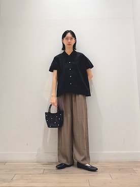 「RODE SKO（ロデスコ）のインバッグ付ミニパールバッグ（ハンドバッグ、ブラック系）」を使った、くどうさん（レディース・157cm）の夏コーディネート