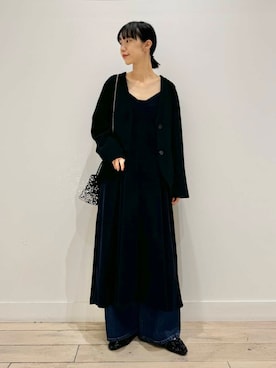 「アイテム（ノーカラージャケット、ブラック系）」を使った、くどうさん（レディース・157cm）の秋コーディネート