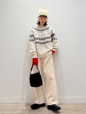 「アイテム（手袋、レッド系）」を使った、くどうさん（レディース・157cm）の冬コーディネート