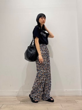 「フラワープリント」｜「アイテム（アクセサリー）」を使った、くどうさん（レディース・157cm）の夏コーディネート