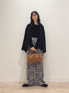 「アイテム（ノーカラージャケット）」を使った、くどうさん（レディース・157cm）の秋コーディネート