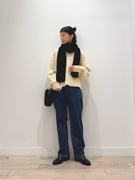 「SMELLY（スメリー）のアイテム」を使った、くどうさん（レディース・157cm）の冬コーディネート