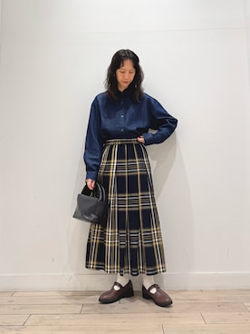 「アイテム（ローファー）」を使った、くどうさん（レディース・157cm・30代）の秋コーディネート