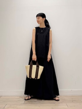 「アイテム（バングル/リストバンド）」を使った、くどうさん（レディース・157cm）の夏コーディネート