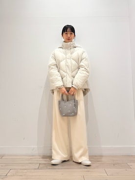 「アイテム（ダウンジャケット/コート）」を使った、くどうさん（レディース・157cm・30代）の秋コーディネート