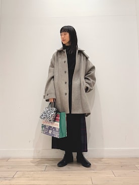 「アイテム（ステンカラーコート）」を使った、くどうさん（レディース・157cm）の秋コーディネート