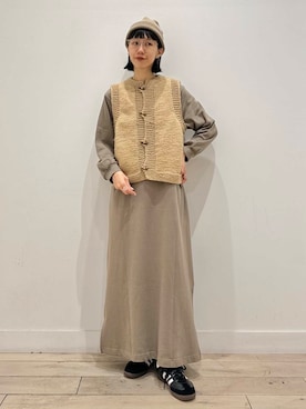 「アイテム（サロペット/オーバーオール、ブルー系）」を使った、くどうさん（レディース・157cm）の秋コーディネート