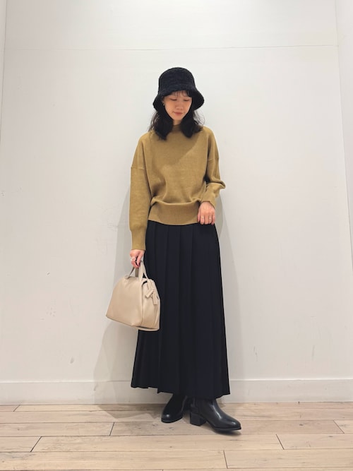 美品✨️慈雨 2023年 マルチカラー ボトルネック ニット