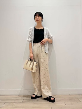 「アイテム（バングル/リストバンド）」を使った、くどうさん（レディース・157cm）の夏コーディネート