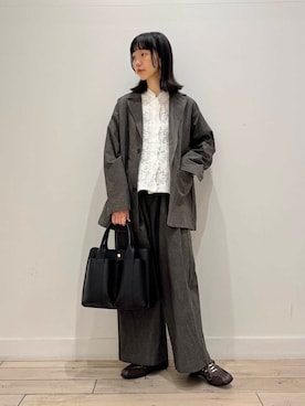 「ママファッション」｜「アイテム（その他アウター）」を使った、くどうさん（レディース・157cm）の春コーディネート