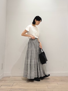 「URBAN RESEARCH Sonny Label（アーバンリサーチサニーレーベル）のマルチギンガムチェックスカート（スカート、ブラック系）」を使った、くどうさん（レディース・157cm）の夏コーディネート