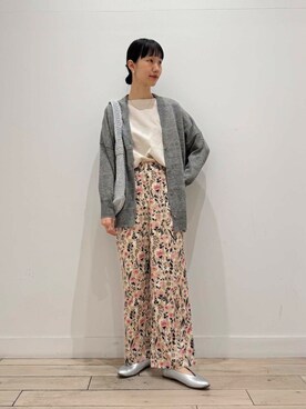 「フラワープリント」｜「アイテム（ショルダーバッグ）」を使った、くどうさん（レディース・157cm）の春コーディネート