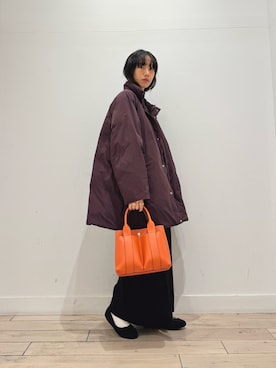 「RODE SKO（ロデスコ）のプチダブルポケットトートバッグ（トートバッグ）」を使った、くどうさん（レディース・157cm・30代）の秋コーディネート