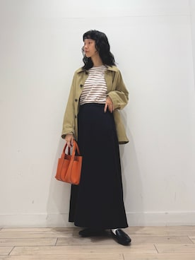 「アイテム（トートバッグ）」を使った、くどうさん（レディース・157cm）の秋コーディネート
