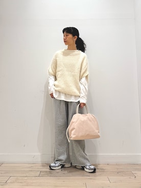 「かぐれ（カグレ）のアルパカルーズベスト（ニット/セーター）」を使った、くどうさん（レディース・157cm）の秋コーディネート