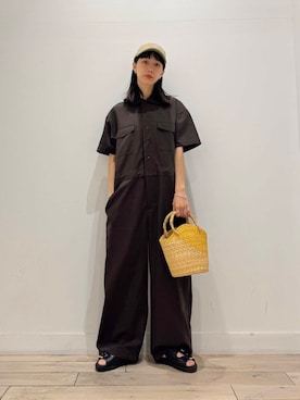 「アイテム（オールインワン・サロペット、ブラウン系）」を使った、くどうさん（レディース・157cm）の夏コーディネート