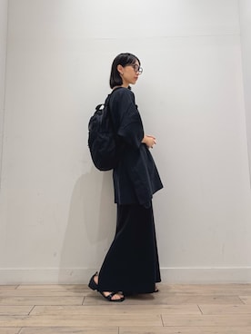 「EKAL（エカル）のEASY DAYPACK（バックパック/リュック、ブラック系）」を使った、くどうさん（レディース・157cm）の夏コーディネート