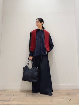「URBAN RESEARCH DOORS（アーバンリサーチドアーズ）のタックフライスカーディガン（Cardigans、レッド系）」を使った、くどうさん（レディース・157cm）の秋コーディネート