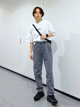 「MILKFED.」｜「アイテム（スウェットパンツ）」を使った、今泉 麗華さん（レディース・165cm）の春コーディネート