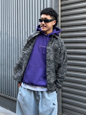「アイテム（パーカー、パープル系）」を使った、山直 悠一郎さん（メンズ・175cm）の夏コーディネート