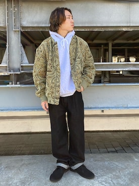 「URBAN RESEARCH（アーバンリサーチ）のアイテム（パーカー）」を使った、Takuyaさん（メンズ・170cm）の秋コーディネート