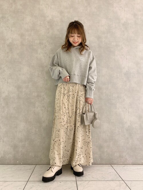 Mysty Woman 天王寺ミオmayuさんのパーカーを使ったコーディネート Zozotown Mysty Woman 天王寺ミオmayuさんのパーカーを使ったコーディネート Zozotown