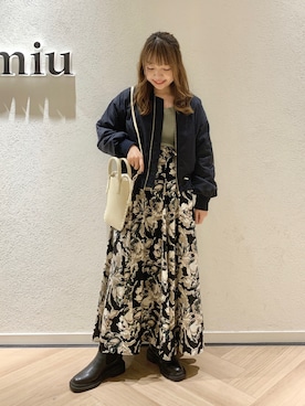 「andemiu」｜「アイテム（MA-1）」を使った、MAYUさん（レディース・153cm）の秋コーディネート
