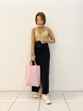 「URBAN RESEARCH（アーバンリサーチ）のアイテム（デニムスカート）」を使った、shokoさん（レディース・157cm）の春コーディネート