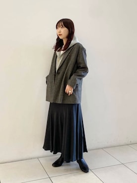 「パーカー」｜「アイテム（その他アウター）」を使った、shokoさん（レディース・157cm）の秋コーディネート