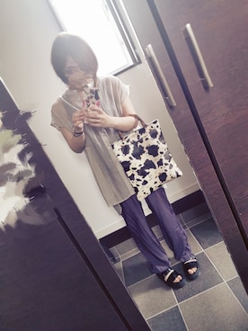 「Aunt Marie's（アントマリーズ）のAUNT MARIE'S ハーフスリーブバックスリットシャツ（シャツ/ブラウス）」を使った、moyuさん（レディース・158cm）の夏コーディネート