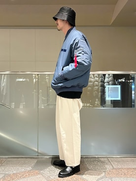「JUNRED（ジュンレッド）のアイテム（MA-1）」を使った、SiNさん（メンズ・177cm）の冬コーディネート