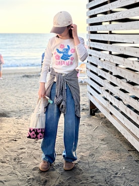 「LOCALMOTION HAWAII（ローカルモーション　ハワイ）のハワイ＆ﾘｿﾞｰﾄｽﾃｨｯﾁﾊｲﾋﾞｽｶｽﾐﾆ長袖Tｼｬﾂ（Tシャツ/カットソー、ホワイト系）」を使った、kanon31vさん（キッズ・153cm）の秋コーディネート