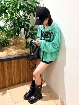 「アイテム（パーカー）」を使った、kanon31vさん（キッズ・153cm）の秋コーディネート