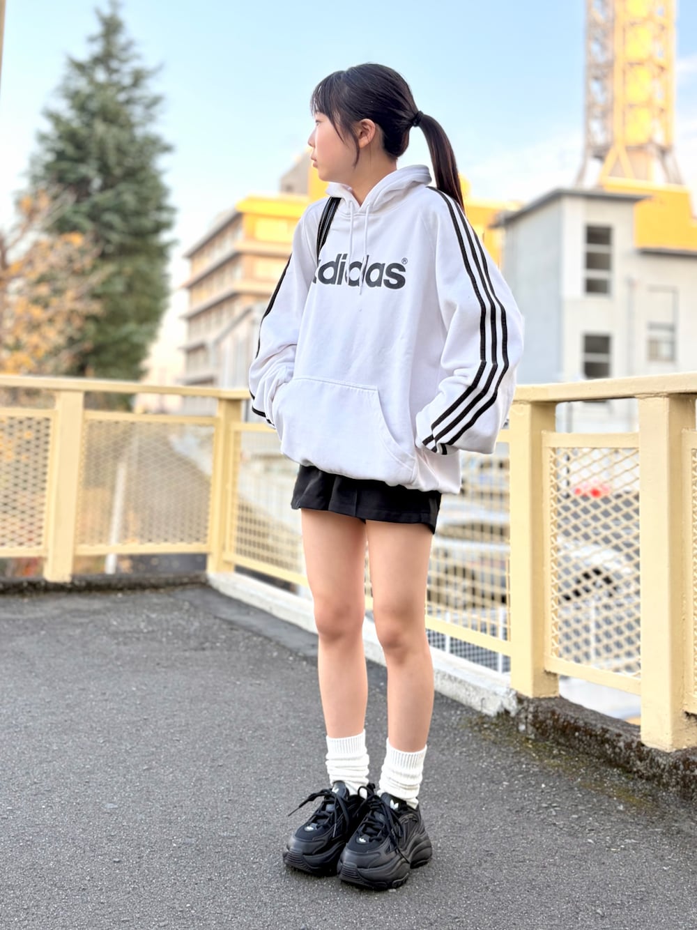 LEPSIMのソックス/靴下を使った「ショートパンツ」の人気ファッション