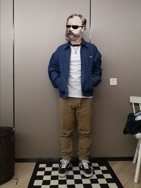 「アイテム（チノパンツ）」を使った、octopusmanさん（メンズ・170cm・40代）の秋コーディネート