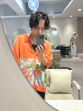 「LOEWE（ロエベ）のアイテム」を使った、山本辰実さん（メンズ・160cm）の夏コーディネート