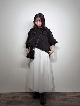 「ブルべ夏」｜「アイテム（スウェット）」を使った、moeさん（レディース・155cm）の秋コーディネート