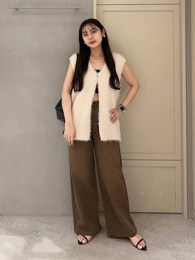 「アイテム（ベスト）」を使った、tsukemonoemiさん（レディース・160cm）の秋コーディネート