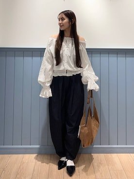 「LOWRYS FARM（ローリーズファーム）のイージーワイドコクーンパンツ 327286（その他パンツ、ブルー系）」を使った、tsukemonoemiさんの春コーディネート