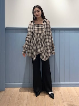 「LOWRYS FARM（ローリーズファーム）のアソートフレアパンツ　 640995（その他パンツ、ブラック系）」を使った、tsukemonoemiさんの春コーディネート