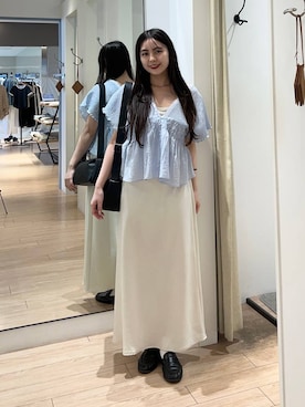 「LOWRYS FARM（ローリーズファーム）のスタイルＵＰクロスカップキャミ　100757（Tシャツ/カットソー、ホワイト系）」を使った、tsukemonoemiさんの春コーディネート