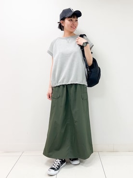 「Dessin（デッサン）の【洗える】ラメ裏毛カットソージャージ（Tシャツ/カットソー、グレー系）」を使った、Dessin_officialさん（レディース・160cm）の夏コーディネート