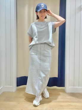 「Dessin（デッサン）の【洗える】ラメ裏毛カットソージャージ（Tシャツ/カットソー、グレー系）」を使った、Dessin_officialさん（レディース・160cm）の夏コーディネート