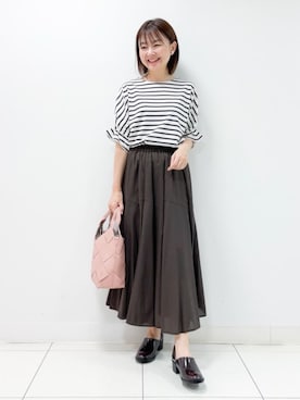 「Dessin（デッサン）の【秋色登場・洗える】袖口タックカットソー（XS～L）（Tシャツ/カットソー、ブラック系）」を使った、Dessin_officialさん（レディース・160cm）の夏コーディネート